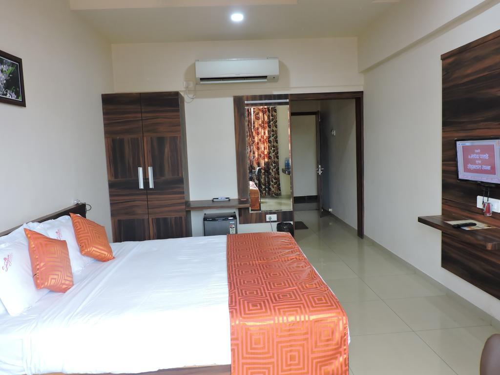 Hotel Sangam Regency Ratnāgiri Стая снимка
